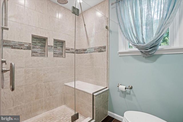 209 E MANOR LN, Lehighton, PA 18235