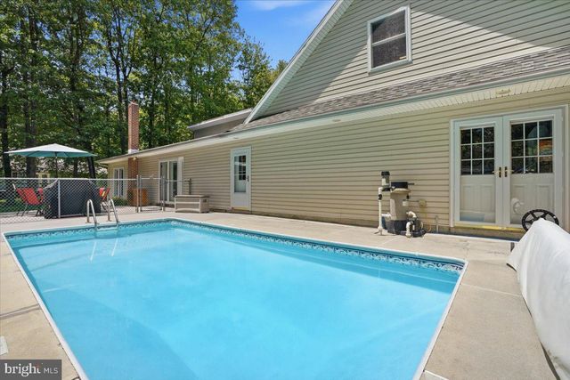 209 E MANOR LN, Lehighton, PA 18235