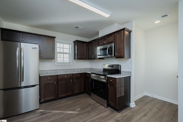 11 Thorndike Way, Greenville, SC 29617