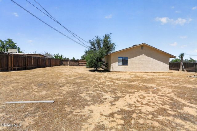 8912 Fir Avenue, California City, CA 93505