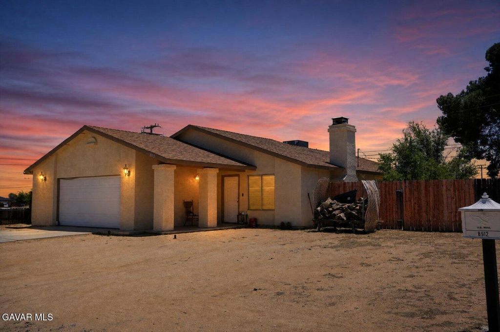 8912 Fir Avenue, California City, CA 93505