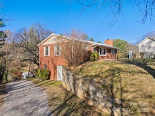 56 Woodruff Street, Canton, NC 28716