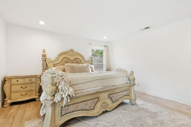 4863 Allencrest Lane, Dallas, TX 75244