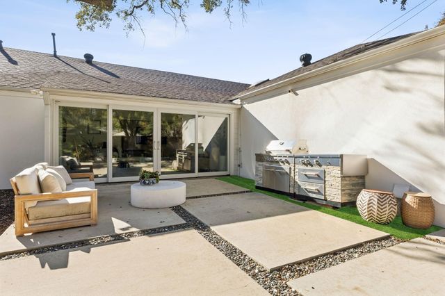 4863 Allencrest Lane, Dallas, TX 75244