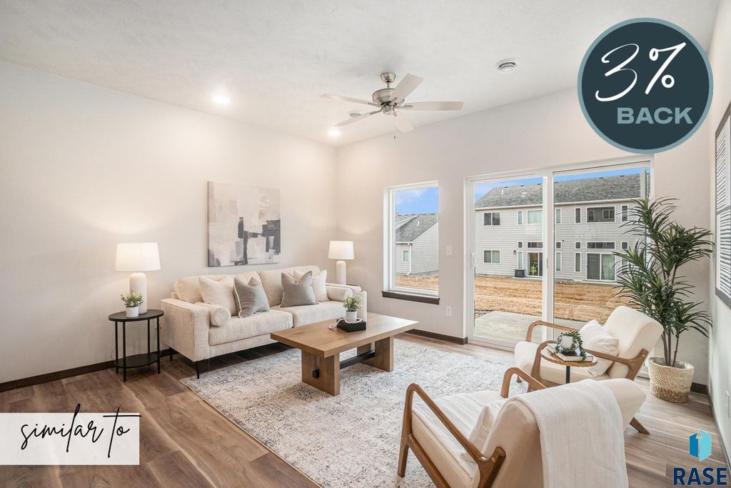 8011 E Tencate Pl Place, Sioux Falls, SD 57110