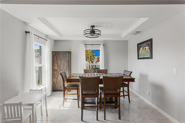 3306 NE 8th PL, Cape Coral, FL 33909