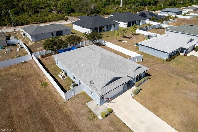 3306 NE 8th PL, Cape Coral, FL 33909