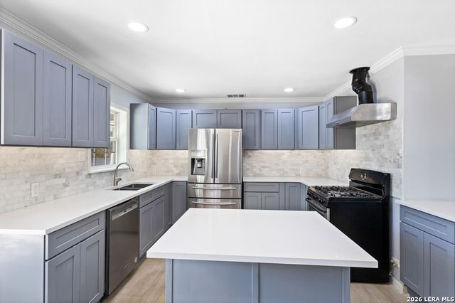 163 CROMWELL DR, San Antonio, TX 78228