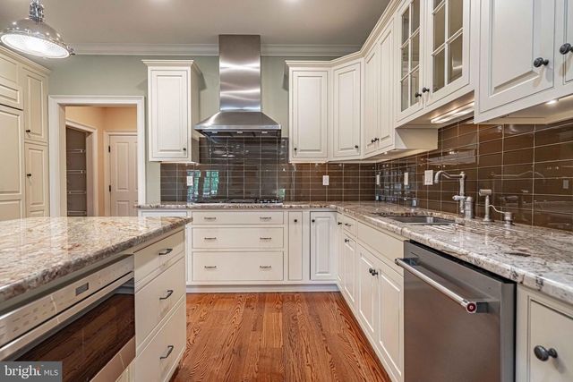 2061 FORGE RUN, Bethlehem, PA 18015