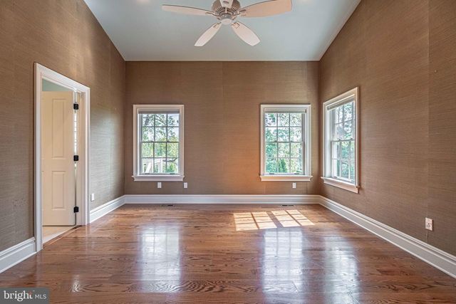 2061 FORGE RUN, Bethlehem, PA 18015