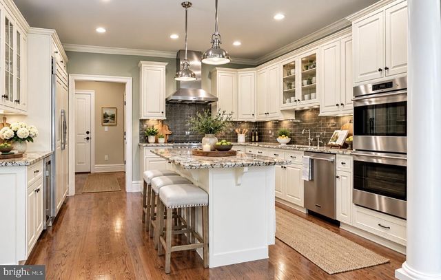 2061 FORGE RUN, Bethlehem, PA 18015