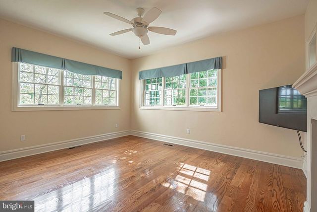 2061 FORGE RUN, Bethlehem, PA 18015