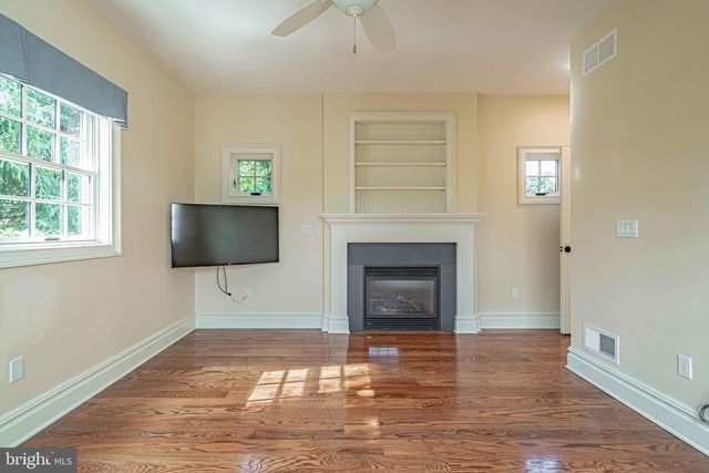 2061 FORGE RUN, Bethlehem, PA 18015