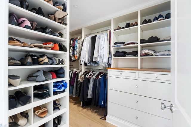 100 Belvidere Street 7A, Boston, MA 02116