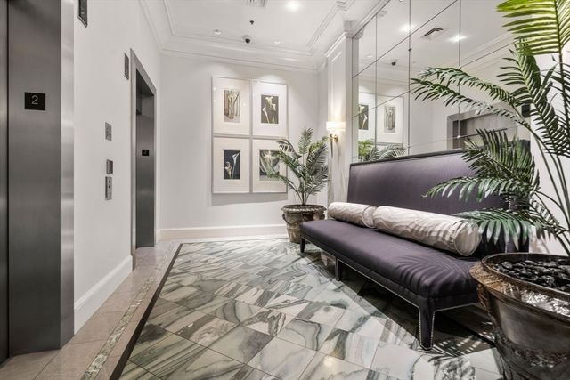 100 Belvidere Street 7A, Boston, MA 02116