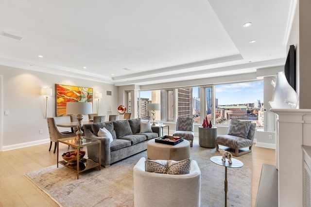 100 Belvidere Street 7A, Boston, MA 02116