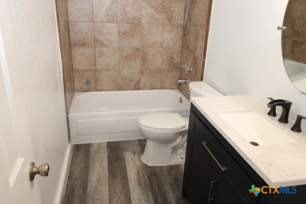 Image 11 of property listing at 210 Paula Street, Copperas Cove, TX 76522