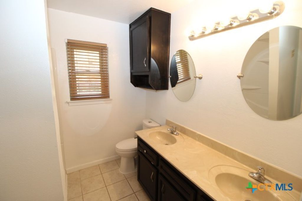 Image 17 of property listing at 210 Paula Street, Copperas Cove, TX 76522