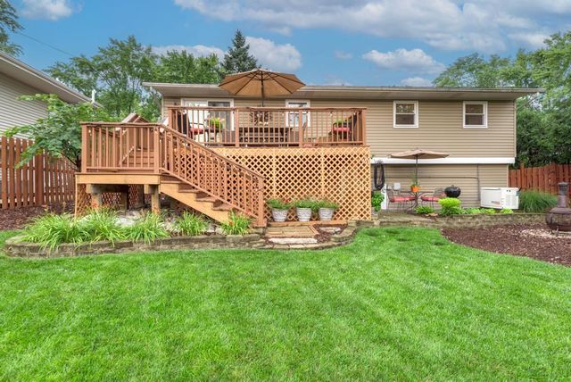 200 N Erie Street, Wheaton, IL 60187