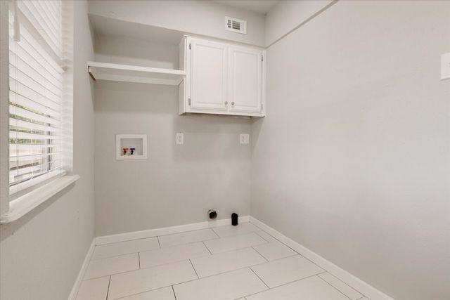 1310 W Laurel Street, Sherman, TX 75092