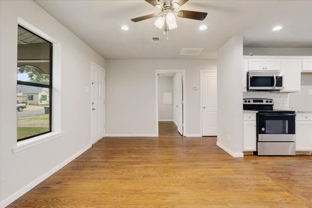 1310 W Laurel Street, Sherman, TX 75092