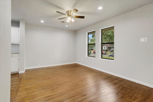 1310 W Laurel Street, Sherman, TX 75092