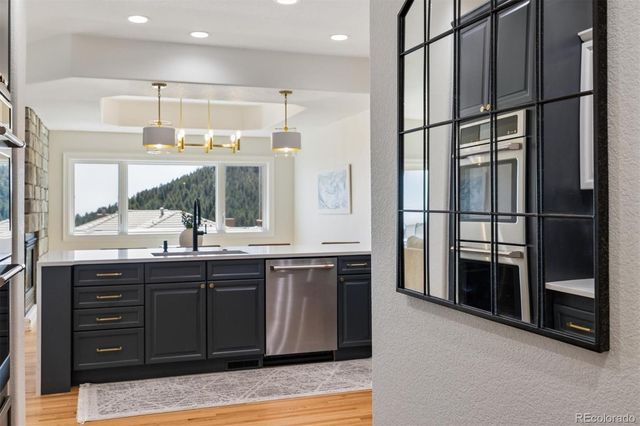 561 Ridgeside Drive, Golden, CO 80401