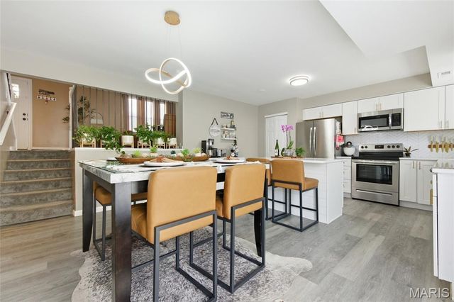 680 Lakewood Drive, Lake St Louis, MO 63367