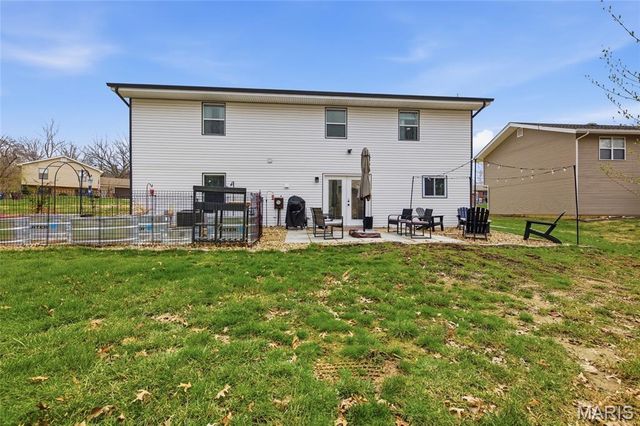 680 Lakewood Drive, Lake St Louis, MO 63367