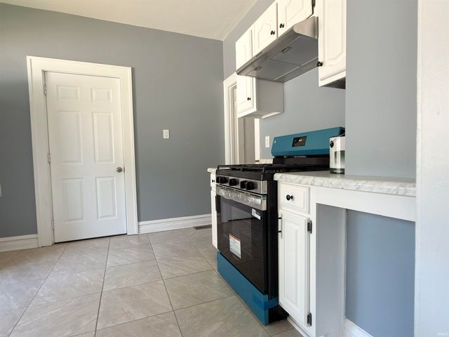 1618 Webster Street, South Bend, IN 46613