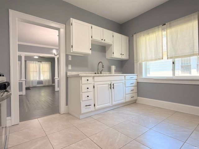 1618 Webster Street, South Bend, IN 46613