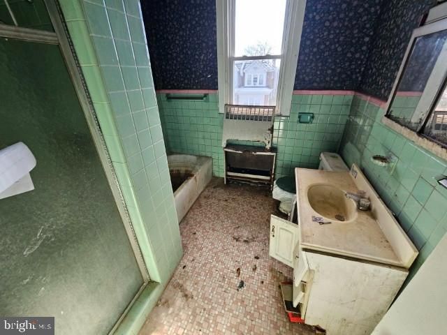 1515 W DUNCANNON AVE, Philadelphia, PA 19141