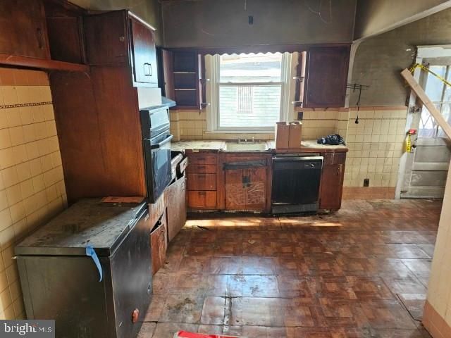 1515 W DUNCANNON AVE, Philadelphia, PA 19141