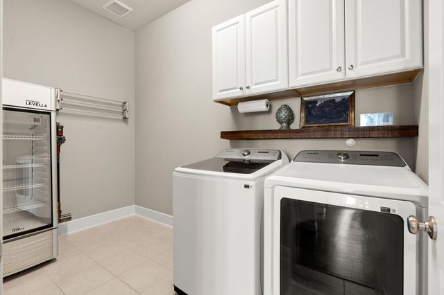 71 W Sawyer Ridge Drive, The Woodlands, TX 77389