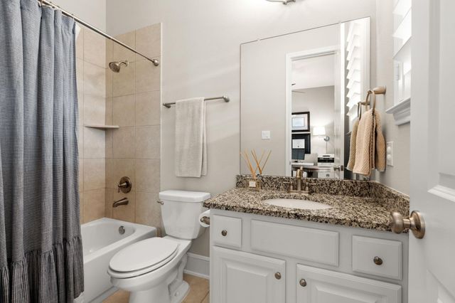 71 W Sawyer Ridge Drive, The Woodlands, TX 77389