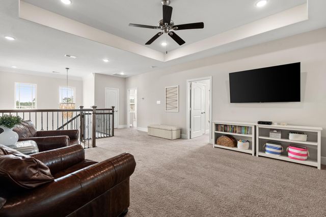 71 W Sawyer Ridge Drive, The Woodlands, TX 77389