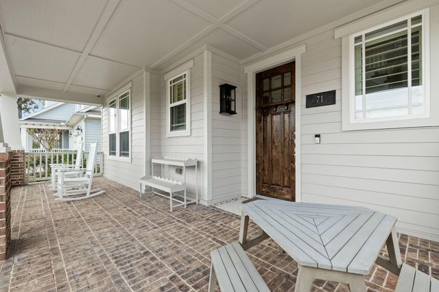 71 W Sawyer Ridge Drive, The Woodlands, TX 77389