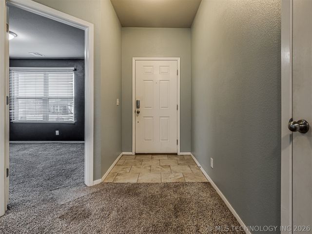 10013 E 107th Street North, Owasso, OK 74055