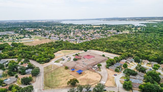 3406 Country Club Drive, Grand Prairie, TX 75052