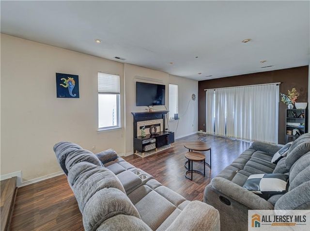 2501 Jesse Way 2501, Piscataway, NJ 08854