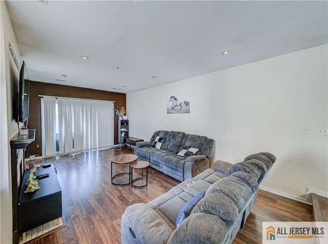 2501 Jesse Way 2501, Piscataway, NJ 08854