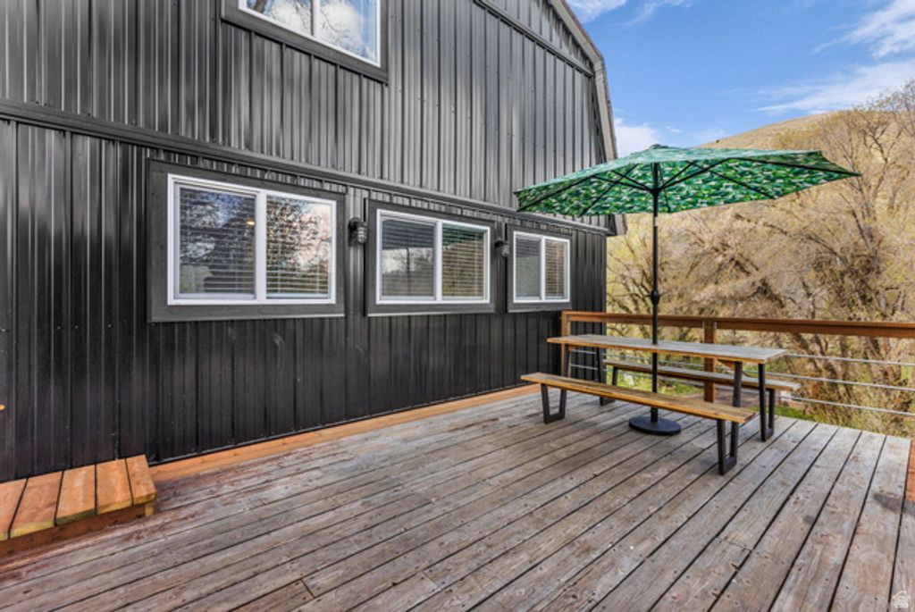 Image 28 of property listing at 4265 S TAMMY LN, Daniel, UT 84032