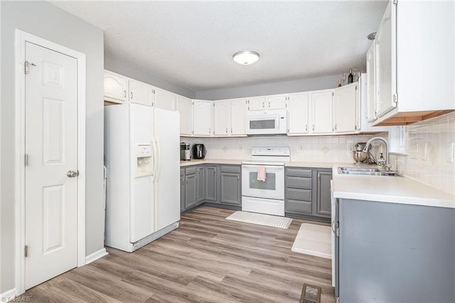 3085 Creighton Lane, Winston-salem, NC 27127