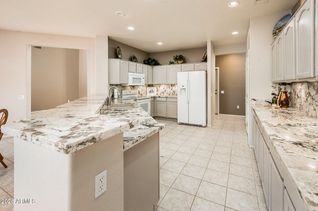 16012 W LA PALOMA Drive, Surprise, AZ 85374