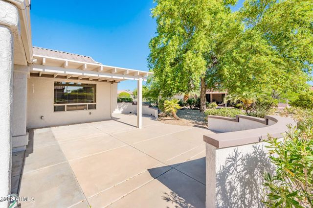 16012 W LA PALOMA Drive, Surprise, AZ 85374