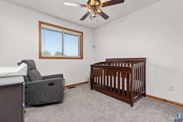602 Eagle Ave Avenue, Harrisburg, SD 57032