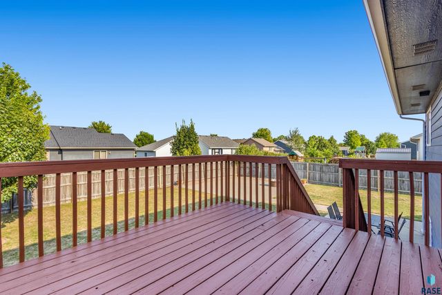 602 Eagle Ave Avenue, Harrisburg, SD 57032