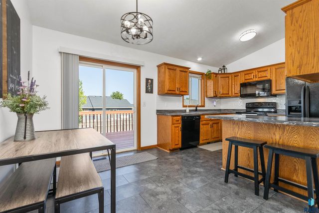 602 Eagle Ave Avenue, Harrisburg, SD 57032