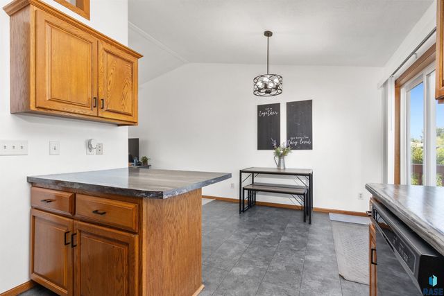 602 Eagle Ave Avenue, Harrisburg, SD 57032