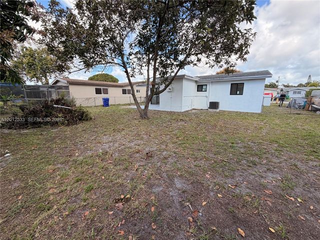 7600 Venetian Street, Miramar, FL 33023